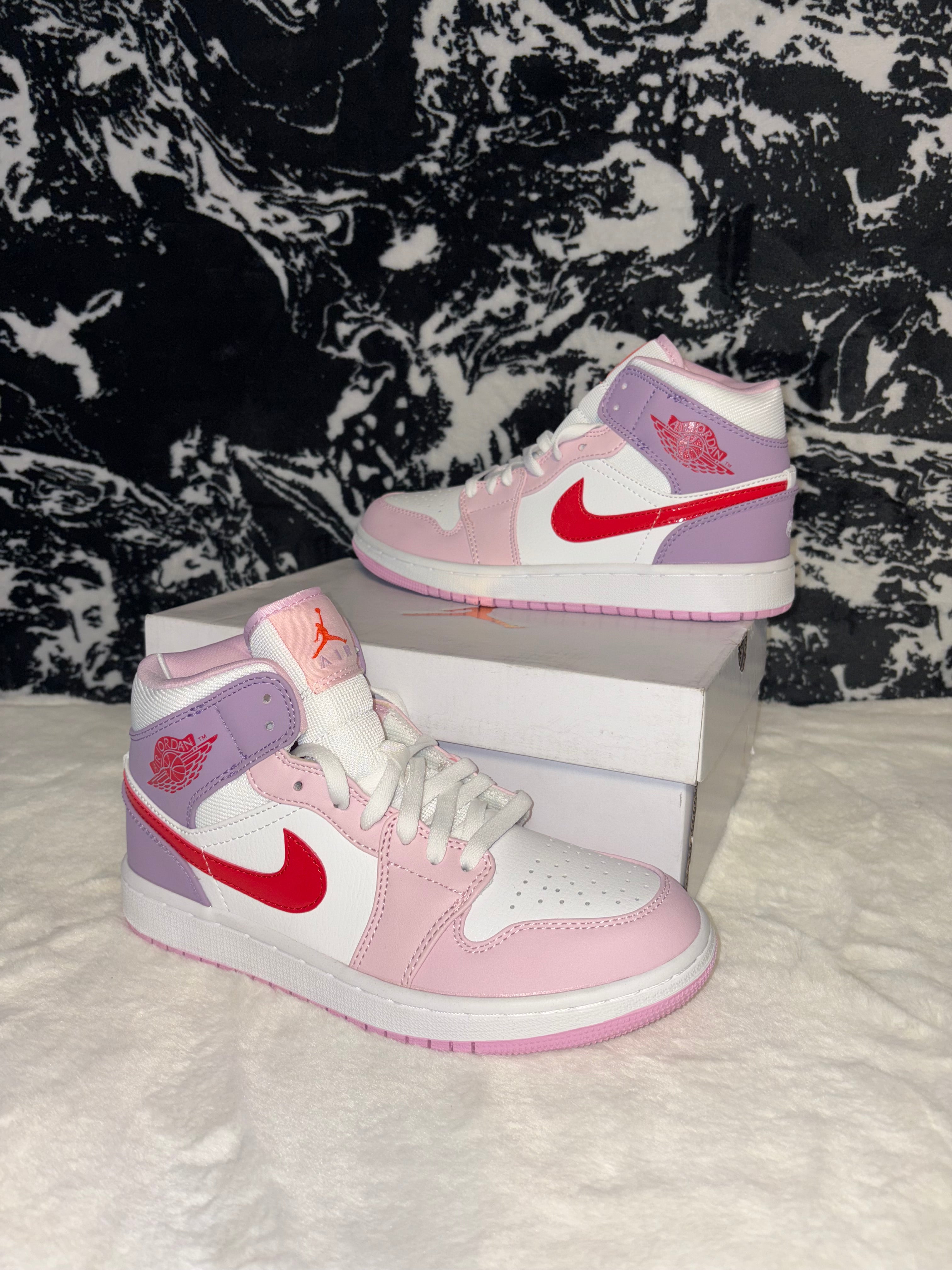 Jordan 1 Valentine